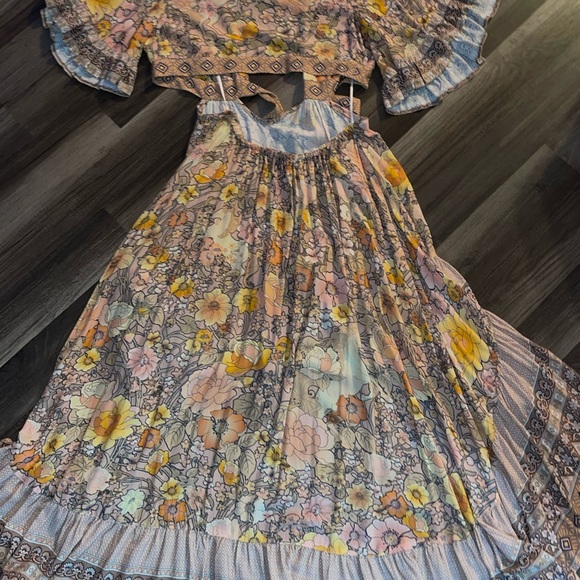 SPELL AMETHYST BAMBI GOWN, Size Large, NWOT *Mini flaw (see pic) - Picture 7 of 11